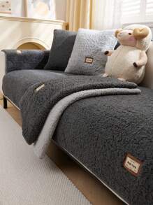 1pc Autumn & Winter Black Velvet Thickened Sofa Cushion, Modern Simple Design, Anti-slip Fabric Wrinkle Resistant And Machine Washable, Four Seasons Universal, Warm And Durable, Anti-fade And Non-shedding