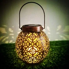 1入太陽能掛燈適用於聖誕戶外花園庭院裝飾,鐵質中空設計,復古手柄,防水,在園林圍欄芝士裝飾等方面都有應用 - 黑色 - 查看 7