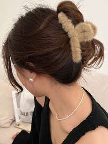 1 件裝女式毛絨卡其色髮夾,簡約風格,可愛時尚百搭,適合日常佩戴,洗臉,秋冬化妝和搭配衣服 - 卡其色 - 查看 1