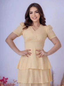 Vestido Midi Elegante com Babado Camadas Decote V Festa - Amarelo - Visão 2