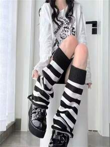 原宿風格黑色純色jk毛衣襪套腿,寬鬆針織中筒襪,女性款 - 黑與白 - 查看 3