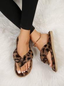 新款秋冬舒适毛绒女士拖鞋，防滑室内家居鞋，时尚豹纹，棕色人字拖 - 棕色 - 查看 3