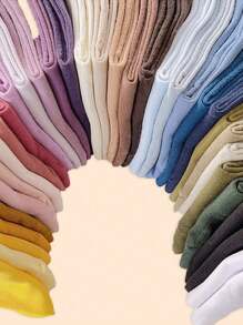 10 双随机女士简约糖果渐变色运动中筒袜，返校青少年跑步徒步训练袜，旅行露营袜节日生日礼物