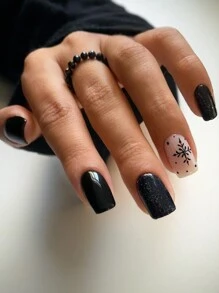 Boost your look with 24 short square black Press-on nails snowflake fake nails for Women and Girls - Multicolor - View 1