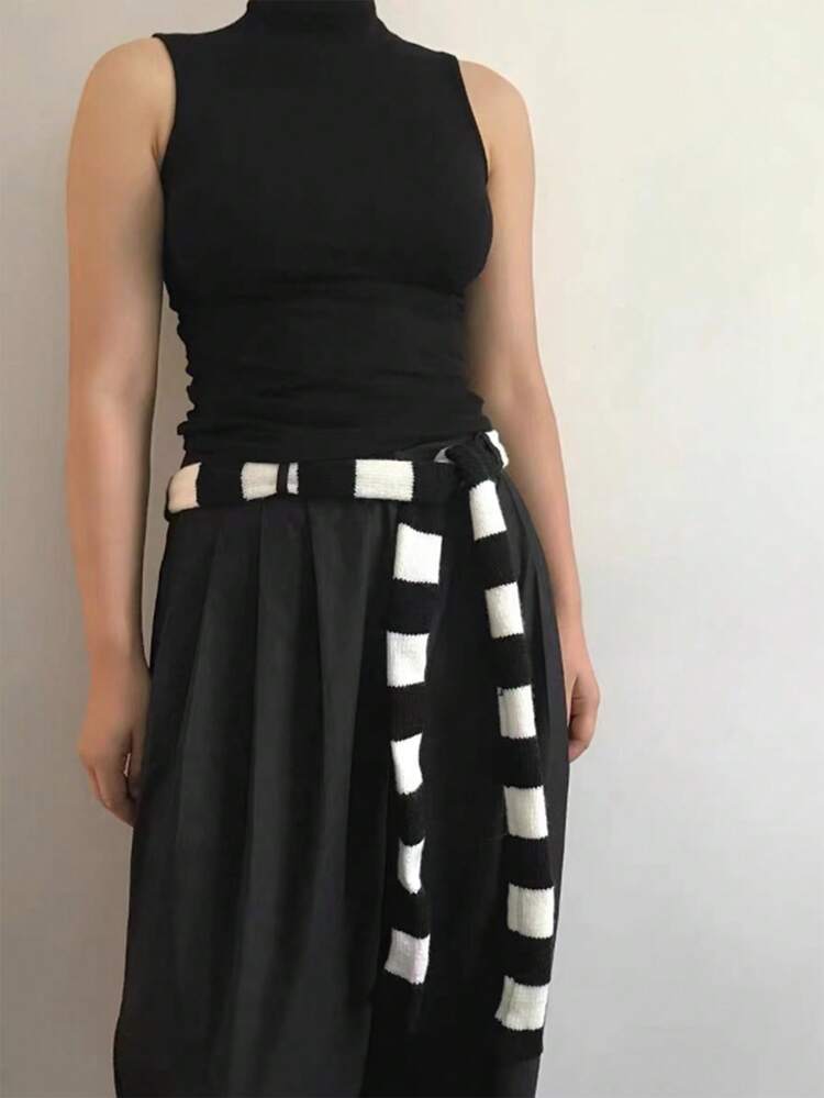 1 Miếng Cô gái Goth hiện đại Tranh châm biếm Sọc Dày Đan Khăn quàng cổ Đúng mốt Đồ trang trí Khăn quàng cổ Cho bữa tiệc Trang phục Phụ kiện - Đen và trắng - Xem 3