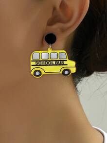 1 对全新设计卡通校车造型耳环，适合学生佩戴，休闲时尚，感恩节礼物