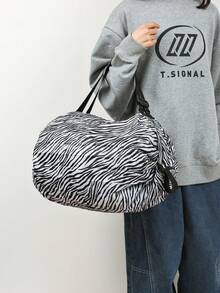 1入15.74in*15.74in*7.87in大容量旅行袋,可摺疊便攜式收納袋,行李袋,健身袋,適用於商務旅行,度假,休閒,戶外,迷彩,帶手提帶 - 黑與白 - 查看 6