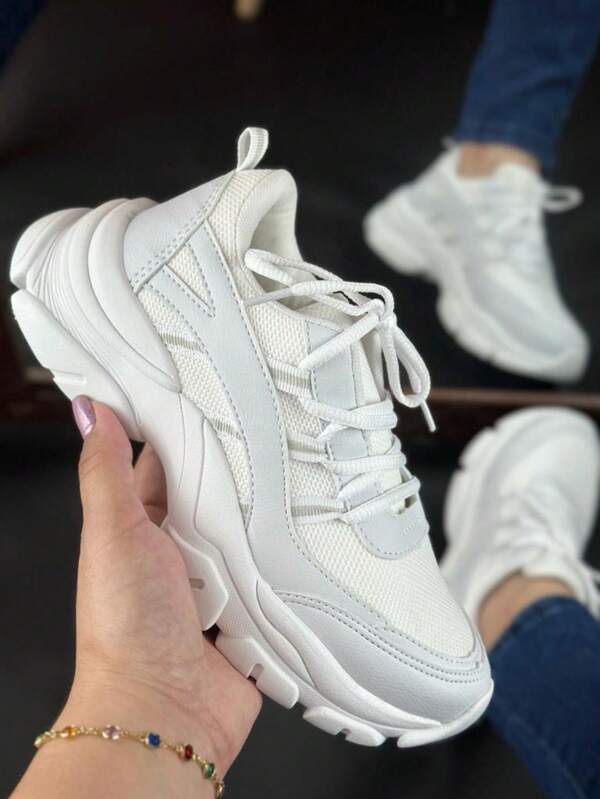 Tenis Casual Feminino Com Cadarço Sola Media Muito Leve e Macio