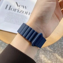 1pc Midnight Blue Soft Silicone Apple Watch Band, Compatible With Apple Watch Series Ultra/Se/10/9/8/7/6/5/4/3/2/1, Compatible With Apple Watch Bands 40mm 38mm 42mm 41mm 44mm 45mm 46mm 49mm - Midnight Blue - View 3