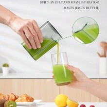 Juicer Machine,GDOR Centrifugal Juicer With Titanium Enhanced Cut Disc, 2.5" Feed Chute,15Oz,250W.