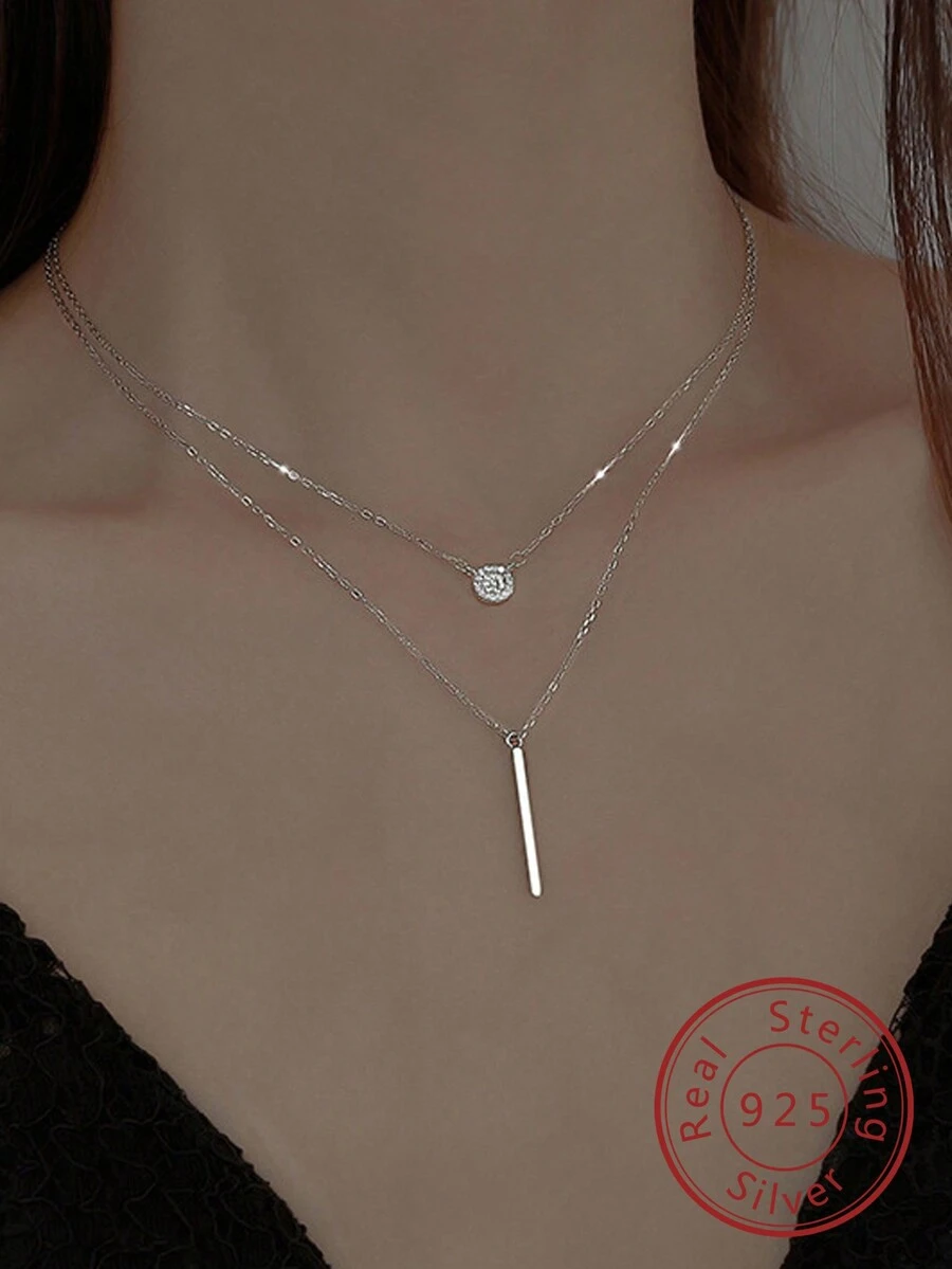 1入組新款925純銀雙層頸鍊,時尚簡約風格,是送給女友的絕佳情人節禮物,適合女士戴上的全配鋯石十字吊墜頸鍊,適用於婚禮、節慶和日常穿著