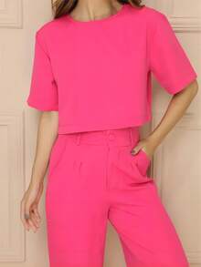 Verão Elegante e Versátil Conjunto feminino com blusa de mangas curtas de gola redonda e calça reta com bolsos práticos - Pink - Visão 3