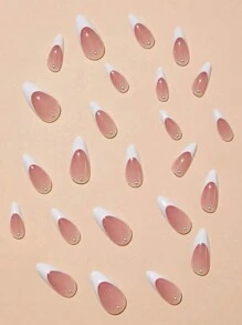 以壓克力假指甲提升您的外觀，24入組中號杏仁形指甲，附帶3D白珍珠、1張膠帶和1支迷你修甲棒，閃亮白色法式全覆蓋假指甲套裝，適用於女性和時尚女孩的約會派對。這樣的風格永遠不會過時。 - 白色 - 查看 3