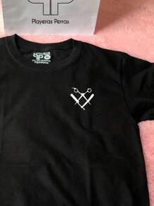Camiseta para barbero o dueño de Barberia con logo minimalista - Negro - Ver 2