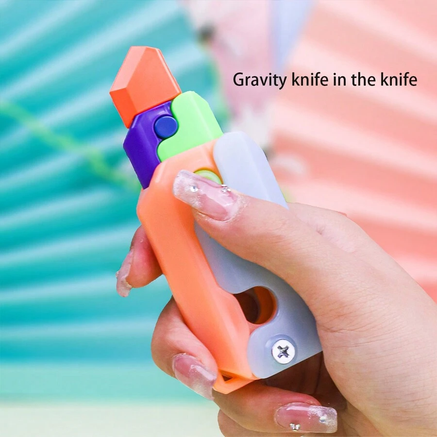 隨機款發光小蘿蔔刀,3d重力蘿蔔刀系列的刀推品牌小胡蘿蔔會發光的減壓玩具 - 彩色 - 查看 1
