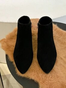 女士短款靴子,厚底高跟、尖頭黑色啞光軟pu皮革機車靴,綁帶扣環設計 - 黑色 - 查看 3