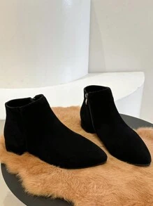 女士短款靴子,厚底高跟、尖頭黑色啞光軟pu皮革機車靴,綁帶扣環設計 - 黑色 - 查看 2