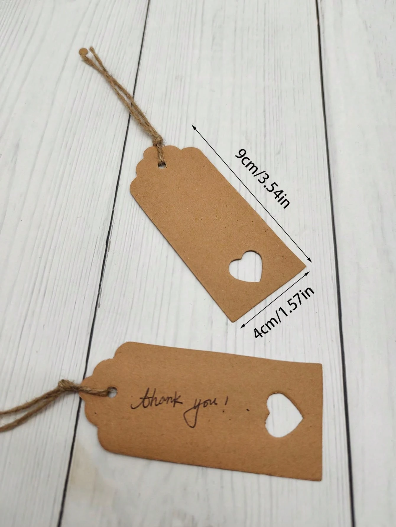 100pcs Tags + 20m String Rectangular Hollow Out Heart Shape Blank