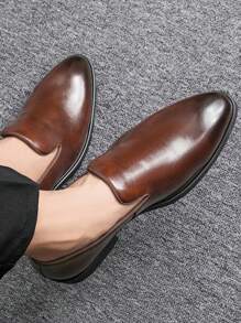 全新棕色韓式懶人鞋,男款經典pu材質,設計師配件休閒鞋,附流蘇細節,低幫設計 - 棕色 - 查看 1