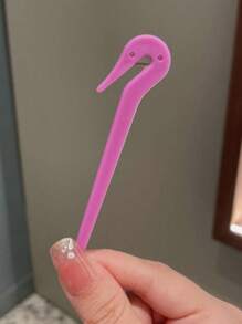 1 件弹性发带剪一次性橡皮筋拆卸器发带拆卸工具造型配件防止头发拉扯头皮损伤（紫色）、发卷、无热卷发、卷发器、理发沙龙美发产品及配件、美容旅行必需品、返校、旅行度假必需品、女士发饰、卷发器、卷发刷、滚筒、卷发产品、卷发器、卷发滚筒、卷发、卷发工具、卷发滚筒、卷发、无热卷发、无热卷发、卷发器、理发、美发工具、美发产品、卷发器、理发配件、旅行、滚筒、美发用品、发饰、卷发产品、卷发器、发卷、美发设备、卷发、卷发工具、发卷、圣诞节、理发店、卷发器、理发配件、发饰卷发器、美发、无热波浪、旅行必需品、发型、美发 - 紫色 - 查看 6