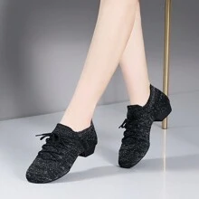 Chaussures de danse à sangle à la mode, adaptées aux tenues de danse quotidiennes