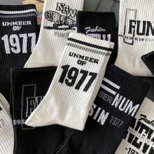 5pairs Men's Mid-calf Black Socks, Suitable For Autumn And Winter, Sailors Socks, Deodorant, Versatile, American Sports Letter Design, High Tube Socks For Boys, Ins Style, All-season Wear