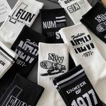 5pairs Men's Mid-calf Black Socks, Suitable For Autumn And Winter, Sailors Socks, Deodorant, Versatile, American Sports Letter Design, High Tube Socks For Boys, Ins Style, All-season Wear