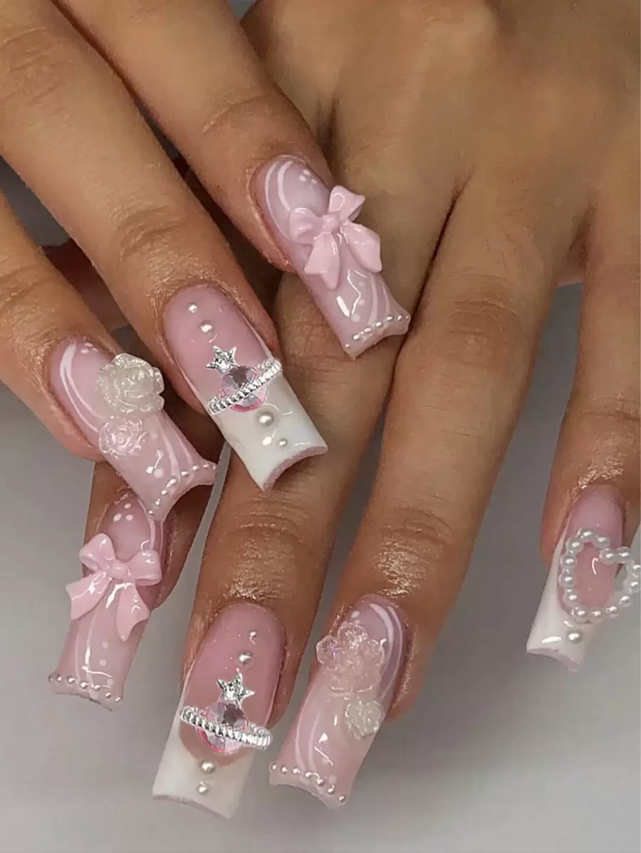 24 piezas de uñas postizas rectangulares 3D decoradas con camelias blancas, piedras preciosas rosas, moños y perlas, creando un estilo de manicura encantador. Estas uñas postizas de cobertura completa brillantes son adecuadas para mujeres y niñas para uso diario, una opción ideal para el arte de uñas. Suministros para uñas - Multicolor - Ver 1