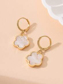1 Pair Metal Fashionable Lucky Clover Pendant Earrings
