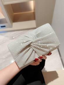Túi cầm tay Moonlit EveBag Metallic Luster Foldover Clutch có chi tiết xếp ly Valentine - Bạc - Xem 2