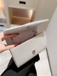 Túi cầm tay Moonlit EveBag Metallic Luster Foldover Clutch có chi tiết xếp ly Valentine - Bạc - Xem 6