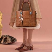 女士手提包,肩包,斜背包,採用耐用pu皮革製成,編織細節和拉鍊,最適合日常使用 - 棕色 - 查看 1