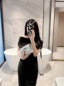 Túi cầm tay Moonlit EveBag Metallic Luster Foldover Clutch có chi tiết xếp ly Valentine - Bạc - Xem 11