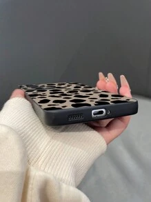 1 个 TPU 哑光豹纹熊猫眼手机壳，适用于 Apple// 手机。将发货 2 个随机相机孔设计。 - 彩色 - 查看 4