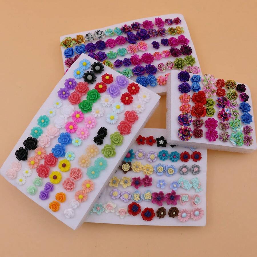 18對/36對簡單海綿包裝隨機混合彩色樹脂花芯耳釘套裝,包含塑料耳釘 - 彩色 - 查看 1