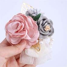 1入組人造玫瑰新娘手腕花,珍珠伴娘手鐲花腕花,婚禮聚會用品 D675