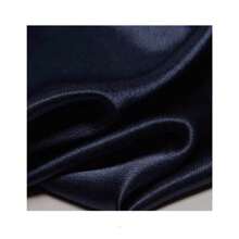 1片深藍色水晶緞布,高密度閃亮緞面具有水晶光澤和隨機珠緻紋理。適用於婚禮、西裝、大衣、連衣裙、服裝設計師、玩具和配件等。 - 深藍 - 查看 1