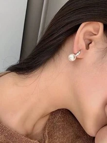 1對簡約韓風S925純銀貝母耳扣耳環，適用於女性通勤佩戴 - 銀色 - 查看 4