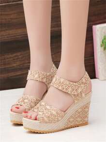 新款时尚优雅坡跟舒适女凉鞋,厚底坡跟凉鞋,透气镂空蕾丝坡跟凉鞋,露趾百搭派对哑光凉鞋 - 金色 - 查看 5