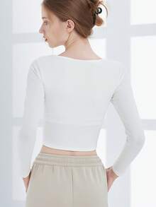 女款長袖合身 T 卹,方領羅紋腰帶,墊胸,適合疊穿