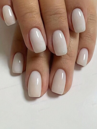 24 قطعة أظافر اصطناعية مربعة متوسطة الحجم، بلون أبيض حليبي مضغوط على الأظافر، مع لاصق ثابت على الأظافر، تنسجم مع الحياة اليومية للنساء والفتيات من الطراز الحداثي. بالإضافة إلى قطعة من لاصق جيلي وشريط للملف، ملحقات للأظافر