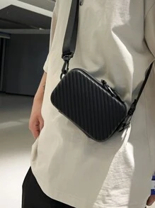 1 件黑色压印防水拉链 PU 皮包，时尚，适合日常使用、旅行、约会、男士礼物斜挎包单肩包侧包方形包节日旅行必需品通勤商务休闲户外商务男士夏季男士礼物大学包父亲节礼物新生书籍返校多功能宿舍大学男士单肩包男士包斜挎包侧包学生学校用品秋季信使包男士包圆筒包老钱万圣节圣诞礼物男士尖叫男士包男士包冬季 - 黑色 - 查看 4