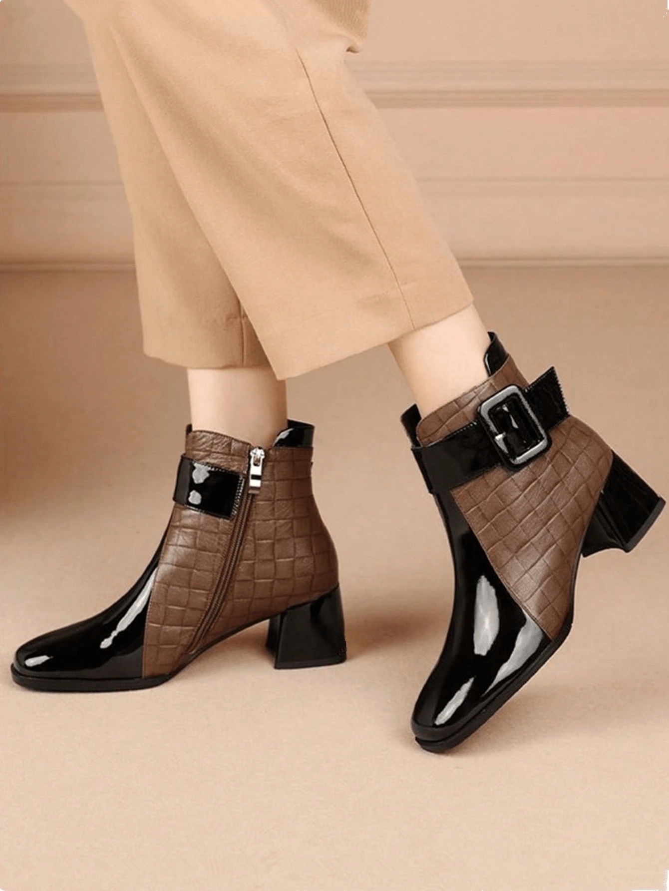 Berenice Botas Elegantes con Patchwork y Cremallera Lateral