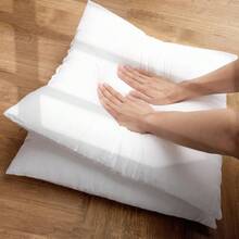 26x26 Inches Throw Pillow Inserts Set of 2, White Polyester Indoor Decorative Euro Pillow Inserts, Square Form Pillow Stuffer for Bed Couch Car - 均碼 - 查看 4