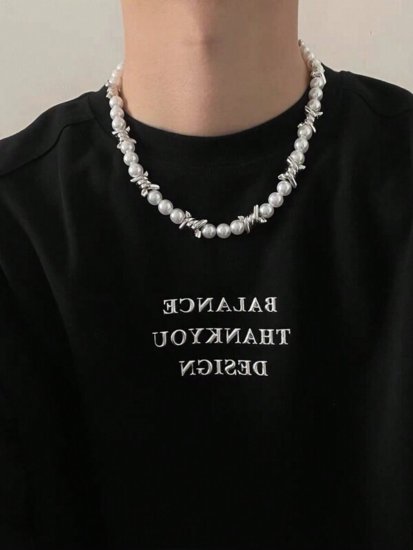1pc High-End European And American Style Faux Pearl Choker Necklace For Men And Women With A Cold Heavy Sense Of Design And Thorn Insert