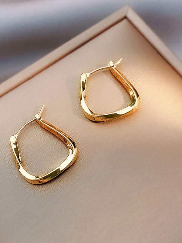 1pair Gold-Tone Asymmetrical Geometric-Shaped Hoop Earrings Suitable For Women's Daily Wear To Work