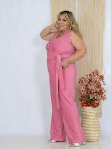 MACACÃO ESTRELA PLUS SIZE MALHA LUREX MEGA ESTILOSO