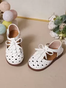 New Arrival Baby Girls' Princess Walking Shoes With Hollow Out Heart, Bowknot, Tassel, Flowers Decoration, Hook&loop Closure, Suitable For All Seasons