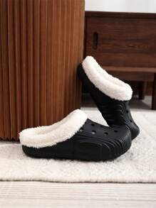 Solid Color Plush Lined Slippers, Winter Cozy & Warm Slip On Clogs, Comfy Indoor & Outdoor Slippers - Black - View 3