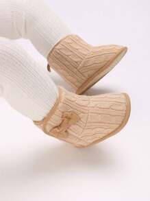 Zapatos de invierno con lazo para bebés de otoño/invierno, botas de suela blanda, cálidas y cómodas para recién nacidos que aún no caminan